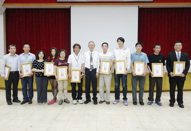 高雄關表揚使用XML新系統比率高的報關業(圖)