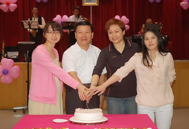 斗南分局慶祝母親節慰問女性同仁辛勞(圖)