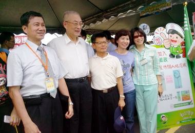 楊秋興：興達港可開發成海洋科技休憩中心(圖)