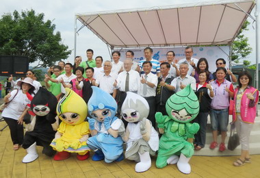 水里玩水節盛大登場(圖)