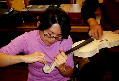 「琴」 定日月潭浪漫登場(圖)