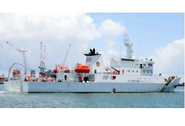 「巡護七號」執行首次遠洋巡護任務(圖)