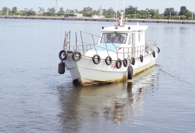 水域休閒技能訓練班驗收駕駛技能(圖)