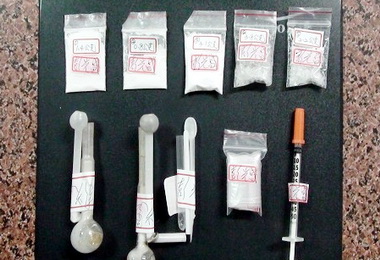 誣陷警方狡詐毒蟲再栽同一員警之手(圖)
