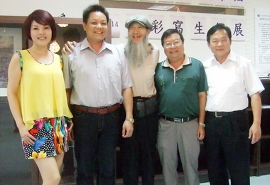 畫家施來福鄉土情水商展出畫作(圖)