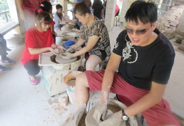 全台第一組陶樂團熱鬧聲中誕生(圖)