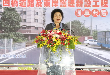 林園中芸漁港兩側道路通車紓解交通(圖)