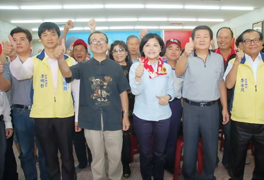 張麗善成立客家後援會(圖)