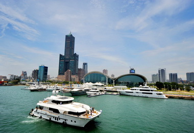 全台首次遊艇上面試募集藍色產業新人才(圖)