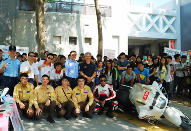 縣警局助雲科大學生安全騎車「心」體驗(圖)