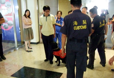 中港加工區辦保稅業務實務座談(圖)