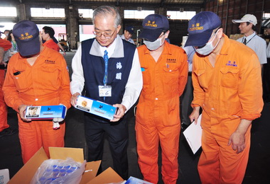 高雄關查獲市價逾2500萬私菸(圖)