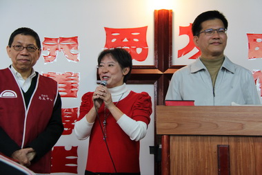 林佳龍就任前夕寒冬送暖(圖)