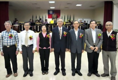 高雄關務長將榮退該關辦歡送茶會(圖)