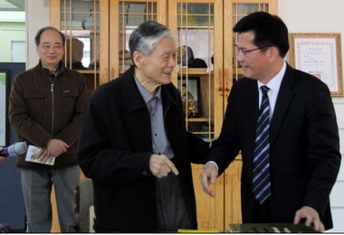 林佳龍拜會前市長林柏榕請益市政(圖)