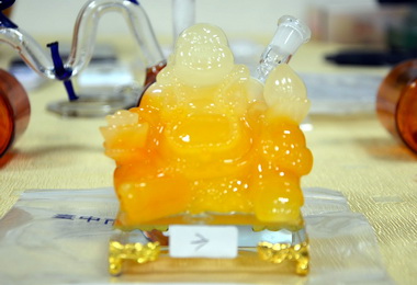 琉璃彌勒佛改製成毒品吸食器菩薩也發火(圖)