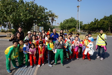 出遊搭公共運輸方便安全沒煩惱(圖)