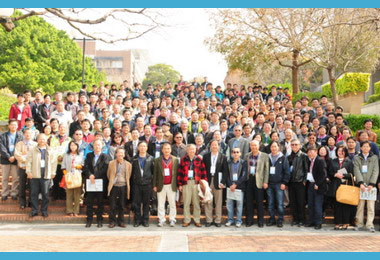 靜宜大學前校長李家同重回學校開課(圖)