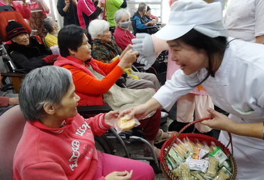 高雄訓就中心開辦餐飲職訓班(圖)