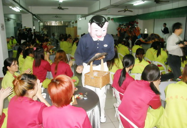 南投收容所辦迎新春愛灑活動(圖)