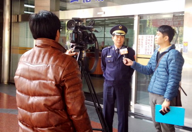 中市第四警分局執行護鈔(圖)