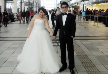 出遊偶相遇高鐵促成好姻緣(圖)