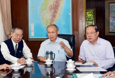 省府召開行政會報祈福普降甘霖(圖)