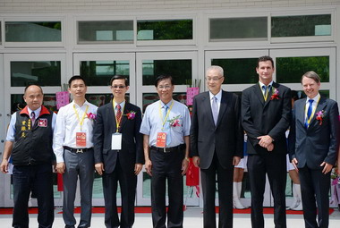 營北國中活動中心落成 吳敦義前往剪綵(圖)