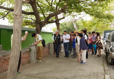 縣府爭經費改善校園通學步道(圖)