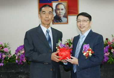 中油煉製事業部執行長佈達(圖)