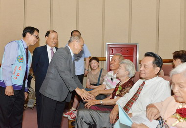 省府表揚14縣市38位模範母親(圖)