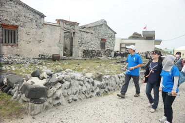 江玲君訪視澎湖南方四島國家公園(圖)