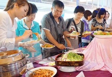 海上餐船推優惠送在地吃喝玩樂(圖)