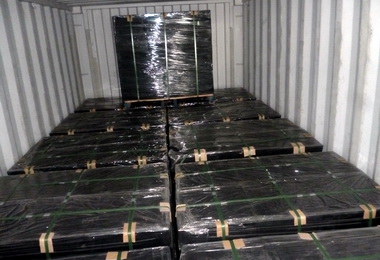 高雄關查獲3萬4千公斤有害廢電池(圖)