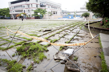新竹市長林智堅參訪香山高中盼縮小城鄉差距(圖)