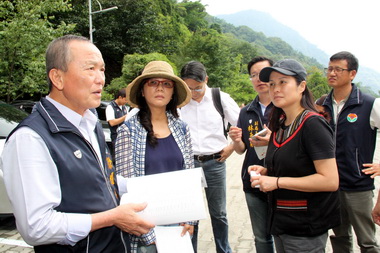 觀光建設座談縣府：增設台灣好行大湖泰安線(圖)