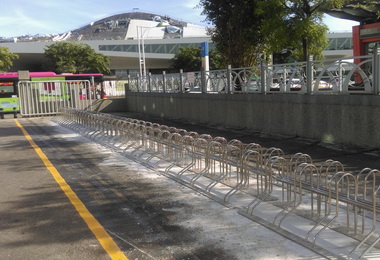 建軍停車場增設自行車、機車停車格免費停車(圖)