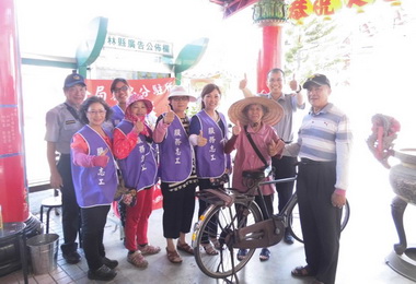 增加安全民眾騎腳踏車貼反光貼紙(圖)