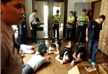 開轟趴嗨過頭七男吸毒被逮(圖)