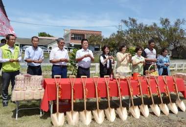 臺西鄉集會所村民募資購地正式動工(圖)