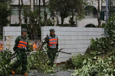 千名國軍協助中市救災林佳龍：感謝(圖)