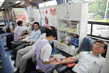 中油百萬CC捐血助人大林煉油廠熱情響應(圖)