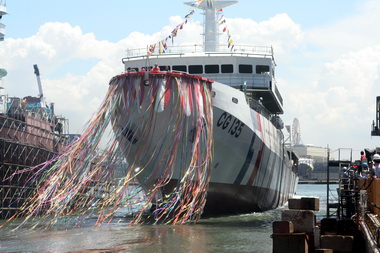 屏東艦下水強化南方海域執法能量(圖)