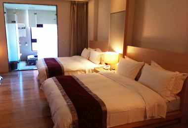 高鐵北左來回車票加30元   即享住宿+接駁+門票(圖)