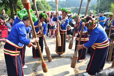 國定民俗祖靈祭授證(圖)