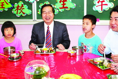 免費學生午餐停辦？縣府調查(圖)