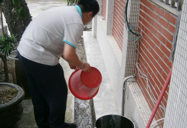 斗南警分局進行防治登革熱宣導(圖)