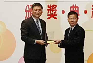 高雄勞工局勞獲機關檔案金檔獎(圖)