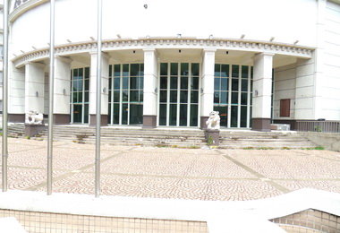 舊議會大樓變更為商業區(圖)