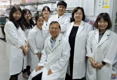 中醫大教授伍焜玉榮獲總統科學獎殊榮(圖)